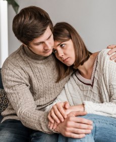 По какой причине происходит выкидыш